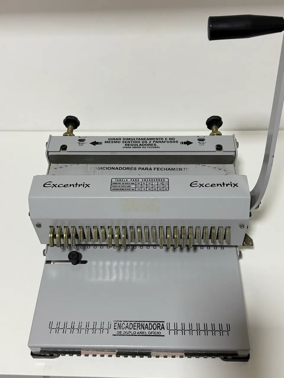 Encadernadora Wire-o Excentrix 2x1