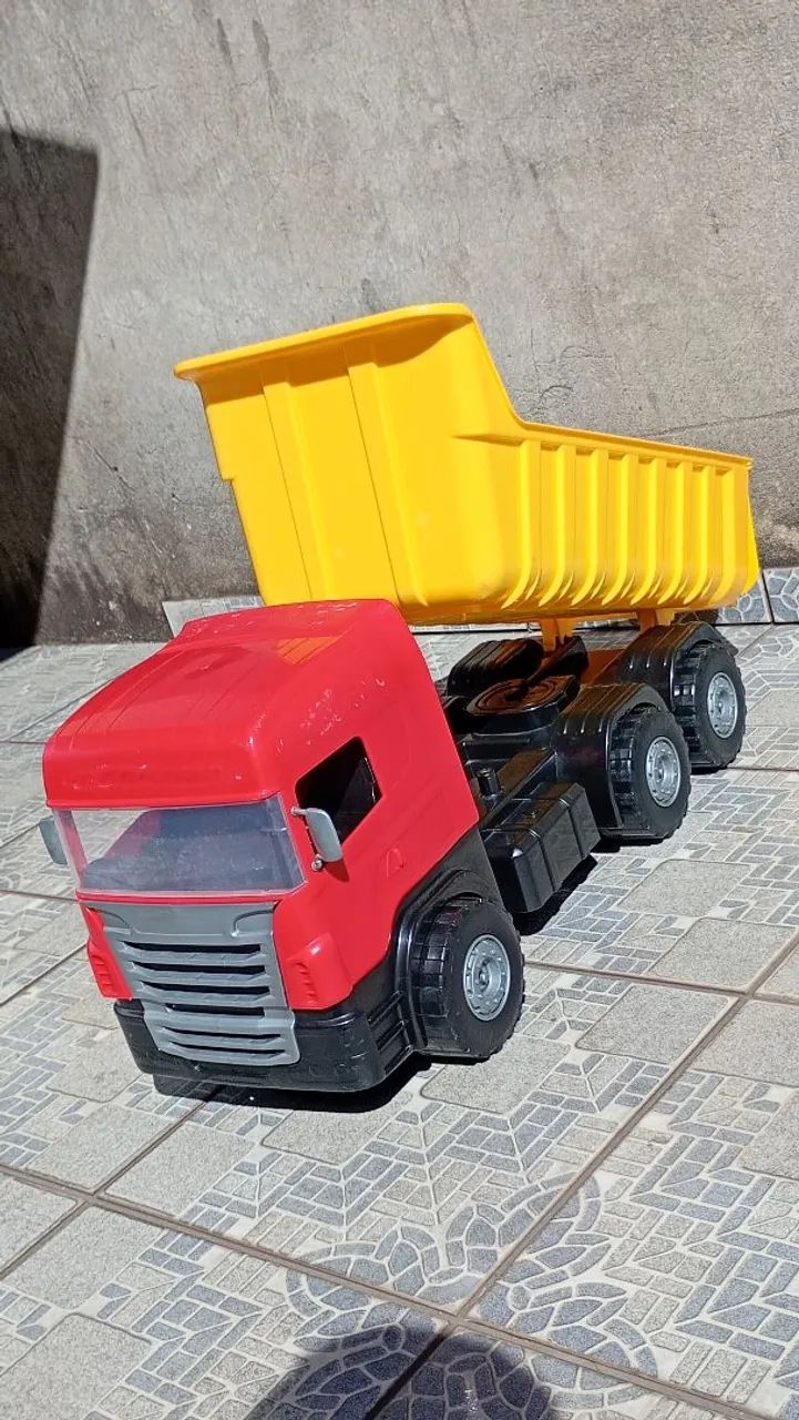Caminhão caçamba de brinquedo - Foto 5