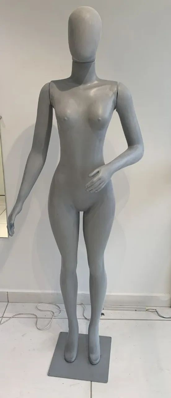 Manequim Feminino