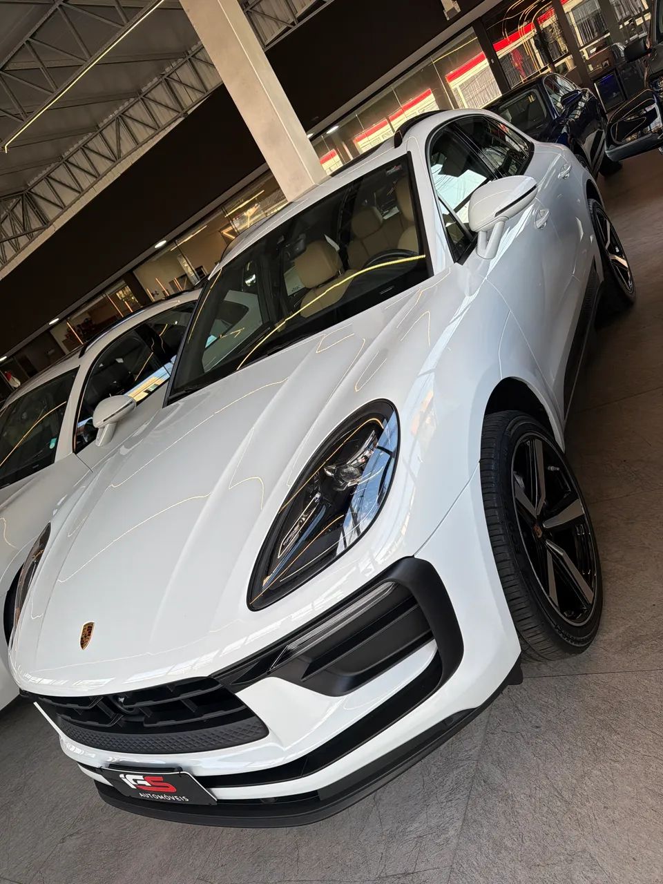 Porsche Macan 2.0 Turbo 237/252cv 2023