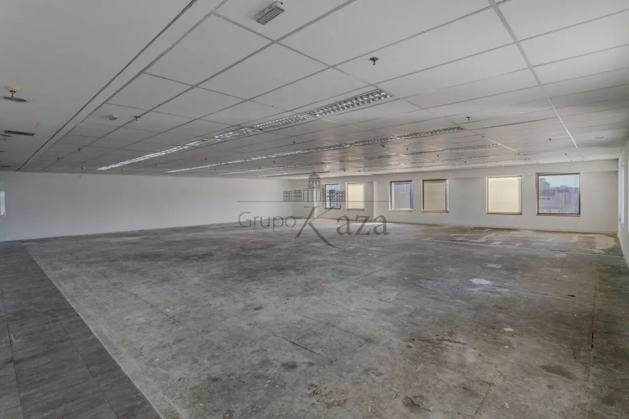 Conjunto Comercial - Vila Olímpia - 304,64m².