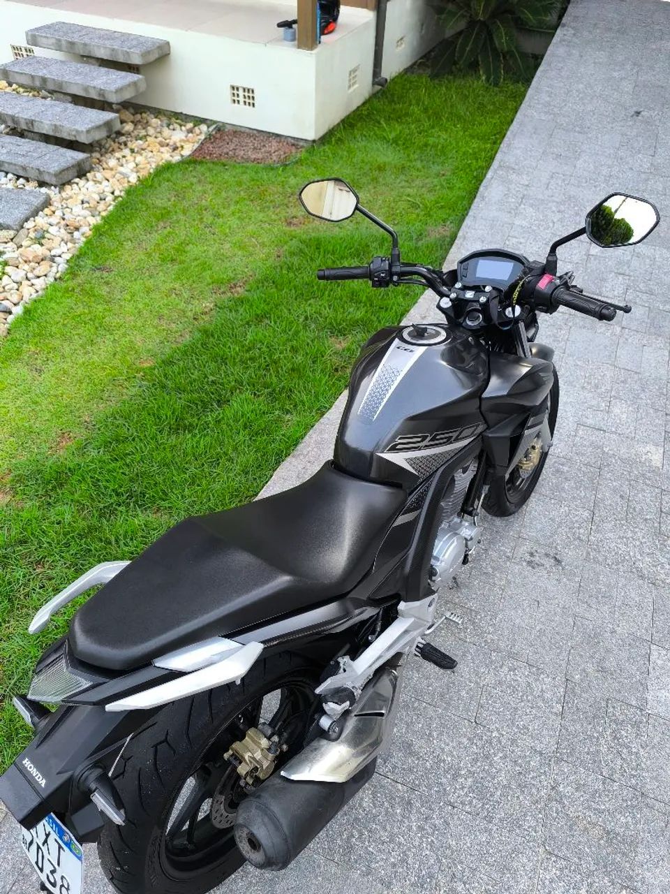 CB TWISTER 250 - Foto 5