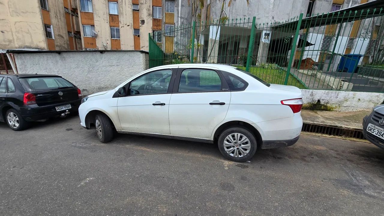 Aluga-se carro somente para Uber! - Foto 2