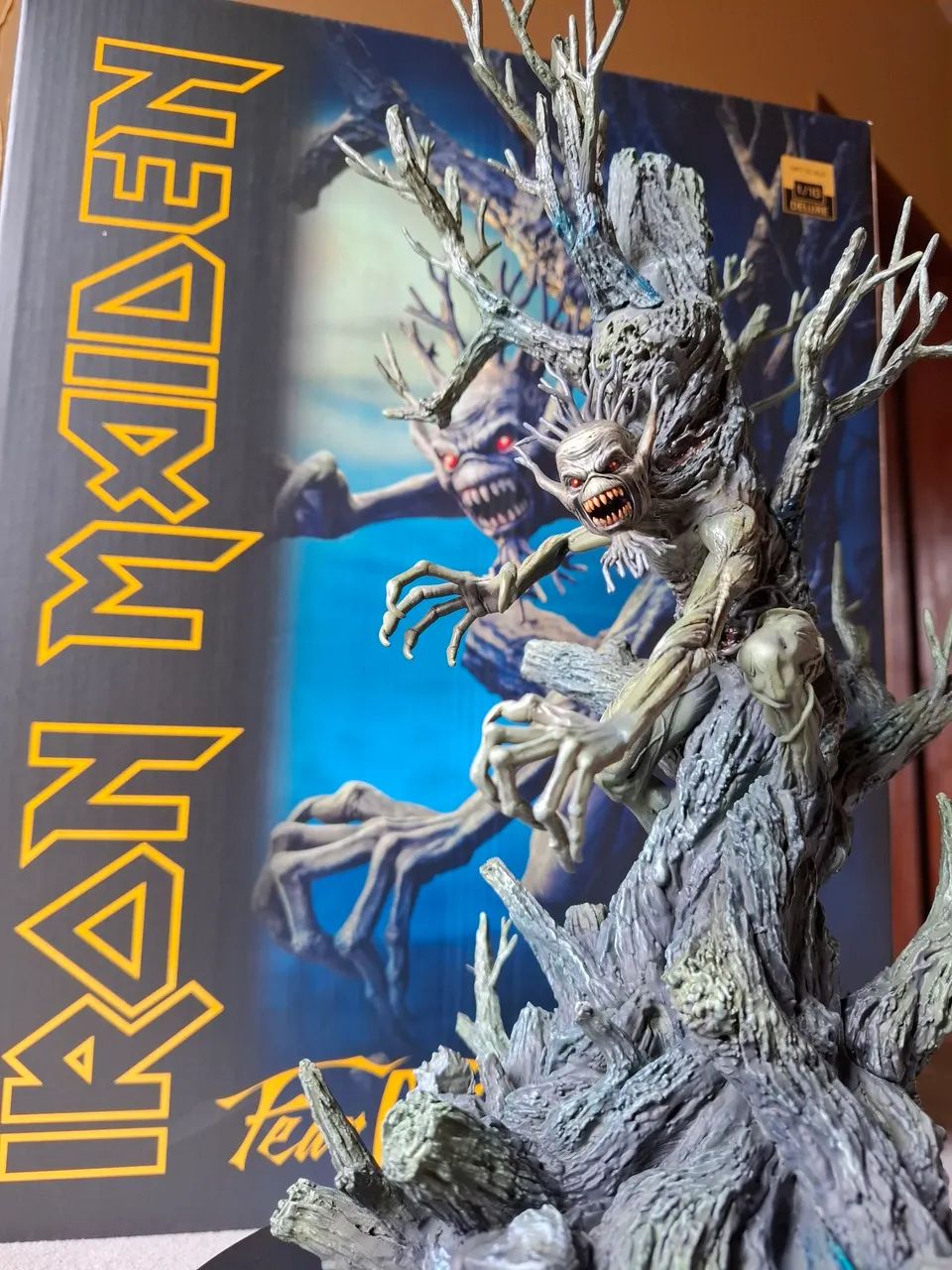 Vendo Action figure do Eddie Iron maiden  - Foto 2