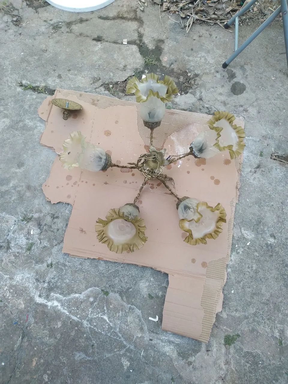 Lustre antigo de bronze