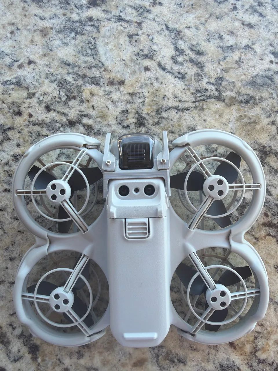DJI NEO - Com 3 baterias, protetores e case - Excelente estado. - Foto 3