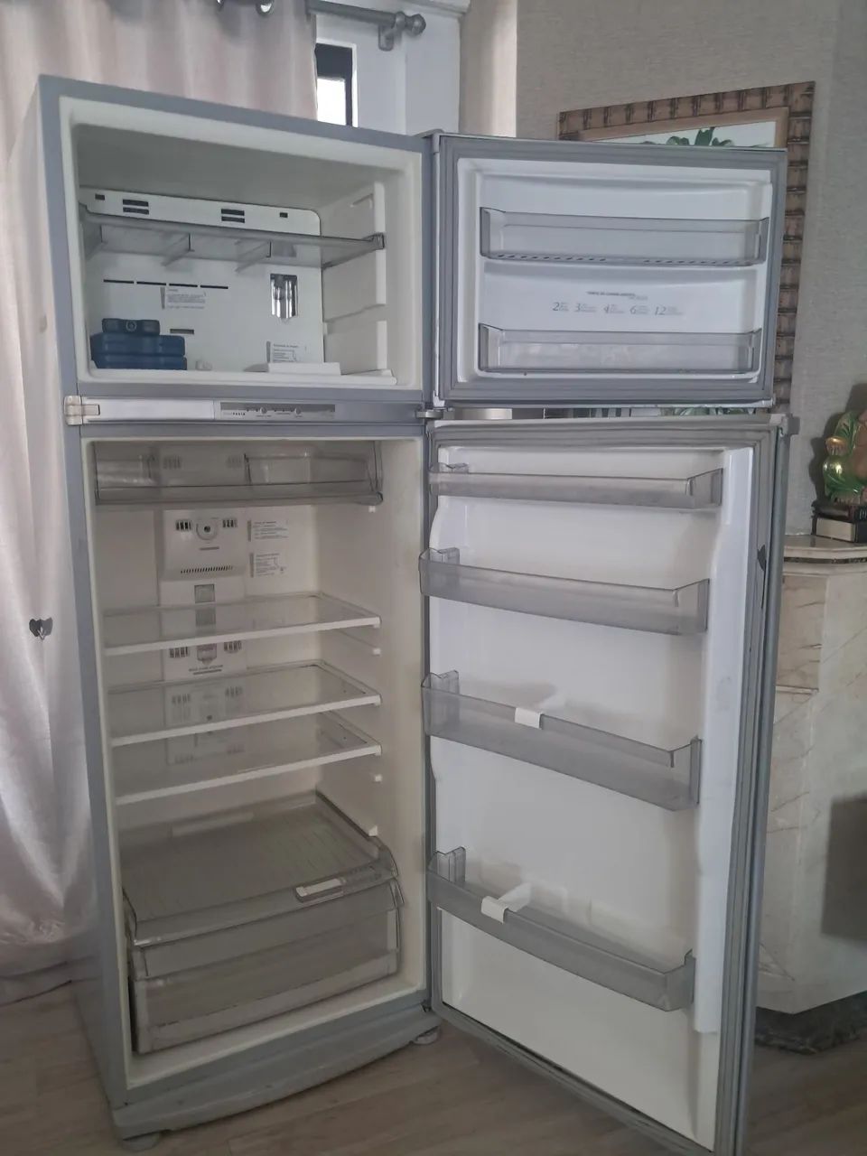 Geladeira Eletrolux  - Foto 2