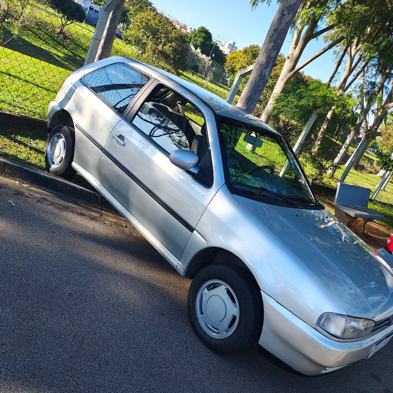 Volkswagen Gol Geração II Special 1.0 8V 58cv Gasolina Mec. 2P 2000