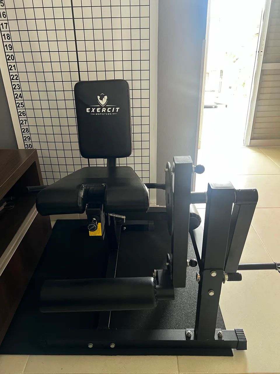 Cadeira extensora / flexora exercit - Foto 4