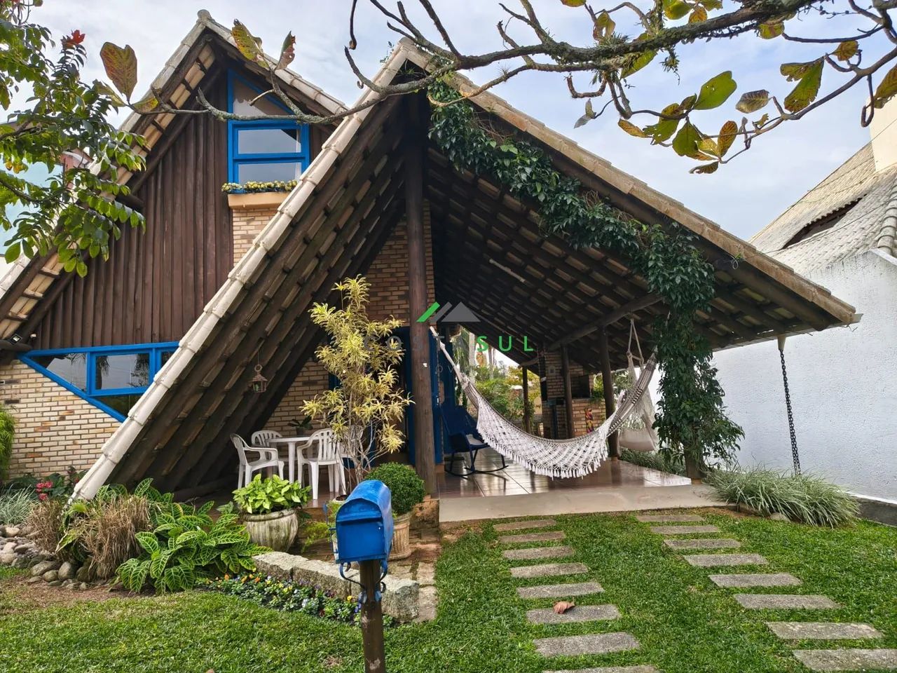 Casa 5 dormitórios à venda Jardim Panorâmico Garopaba/SC