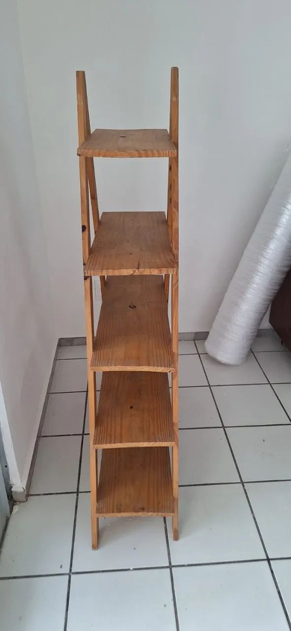 Estante Triangular - Foto 2