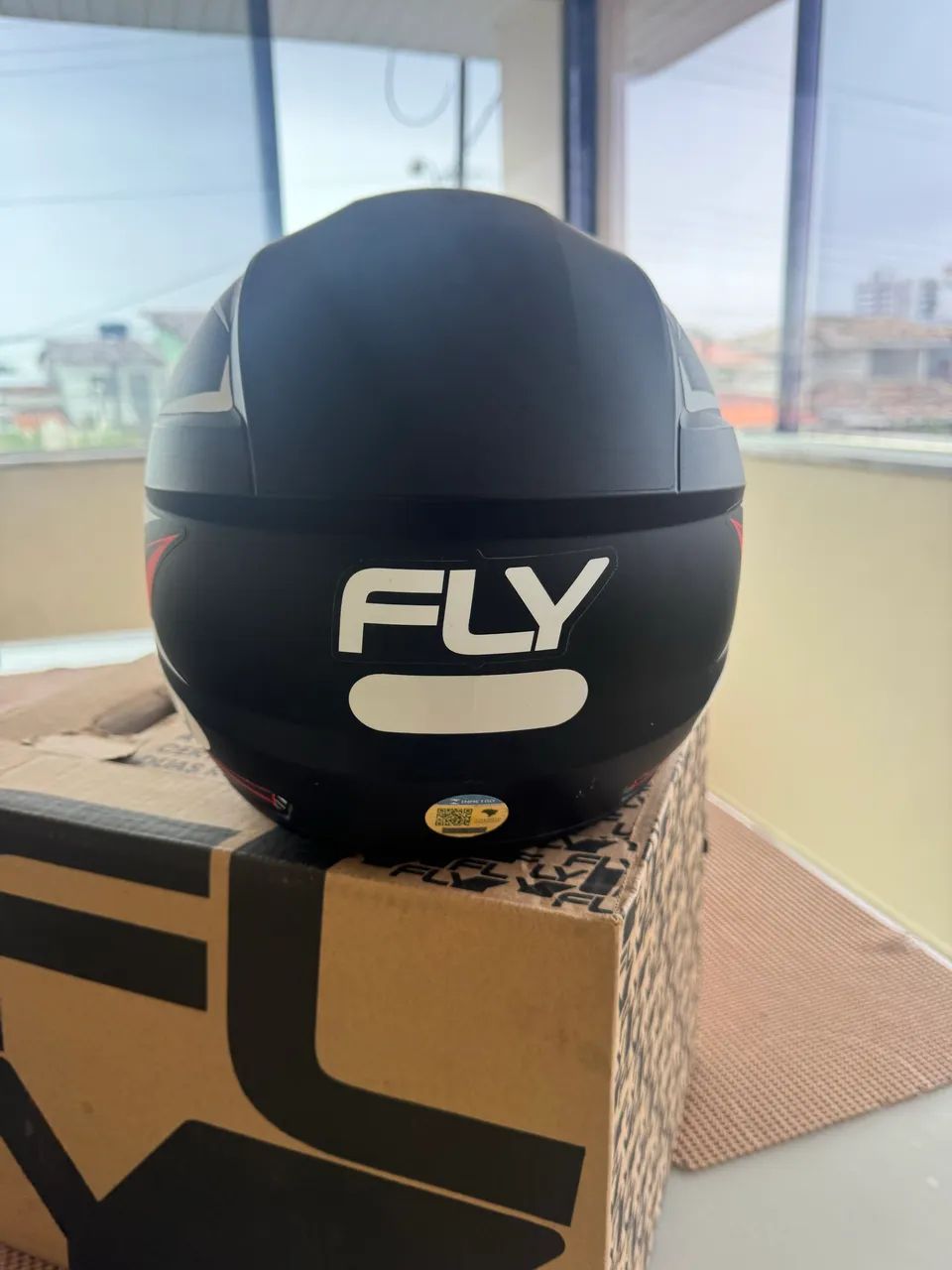 Capacete Fly tamanho 58 Novinho - Foto 2