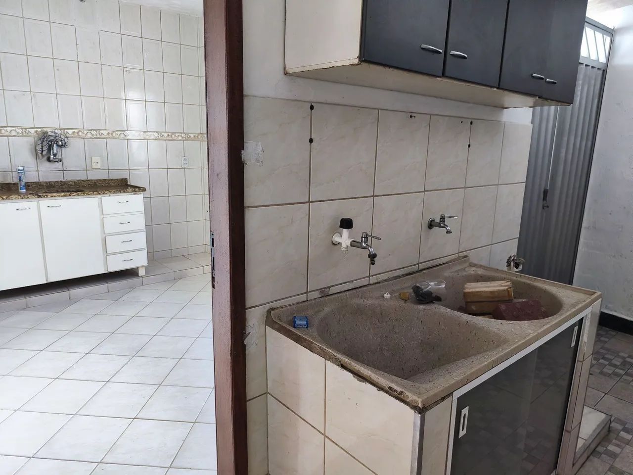 Casa 2Q térrea garagem coberta Av. serra dourada  - Foto 4