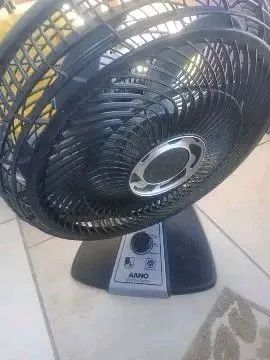 Ventilador ((arrno grandao )) girando pouco