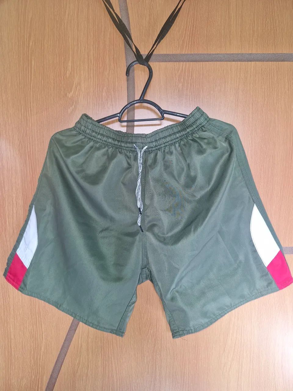 Shorts tamanho P - Foto 5