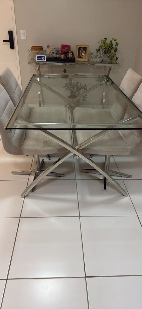 Mesa e aparador - Foto 2