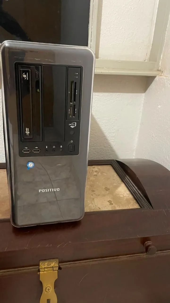 Gabinete / CPU AMD Sempron - Funcionando Perfeitamente