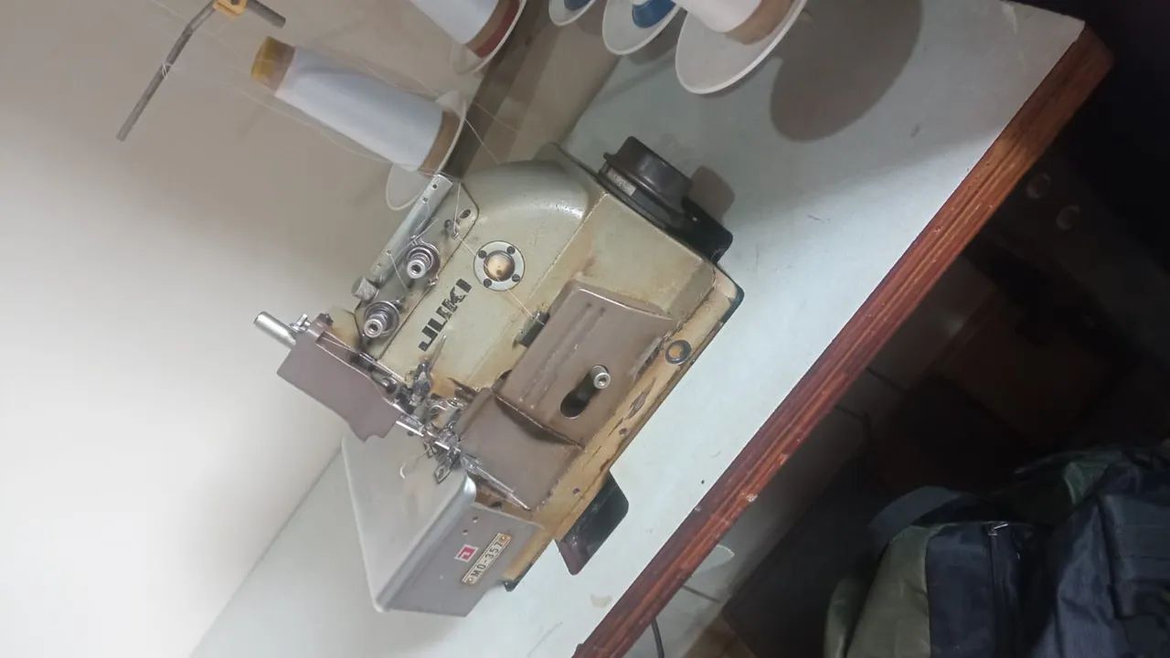 Máquina de costura interloque industrial  - Foto 6