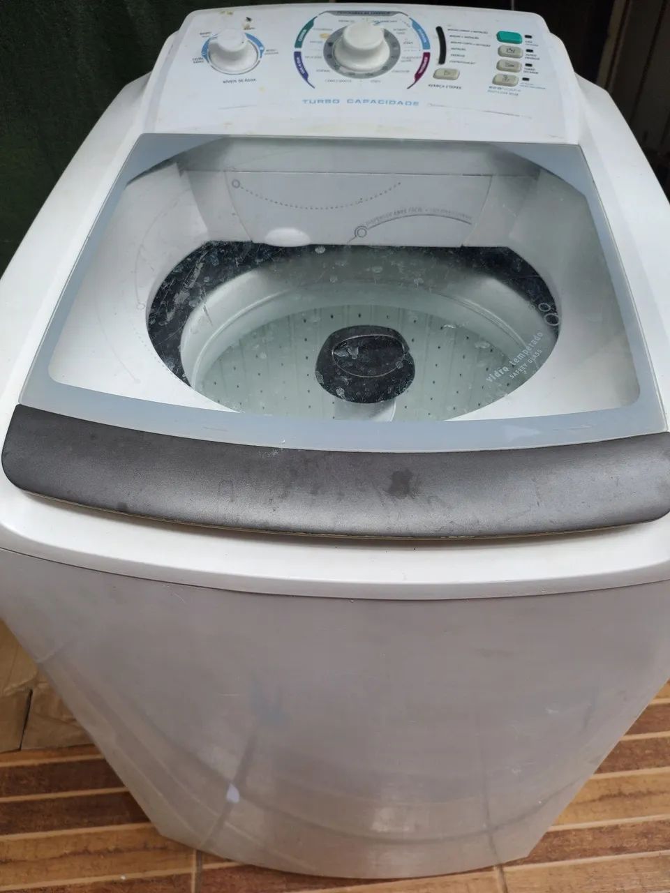 Máquina de lavar 10kG Electrolux funcionando perfeitamente com garantia 