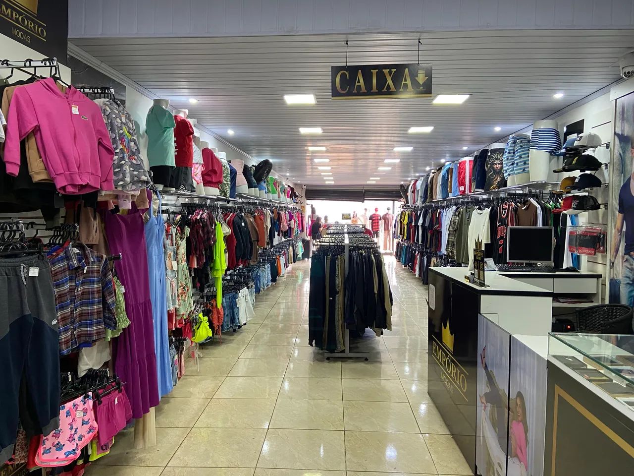 Passo o ponto Loja de roupa Unissex. - Foto 4