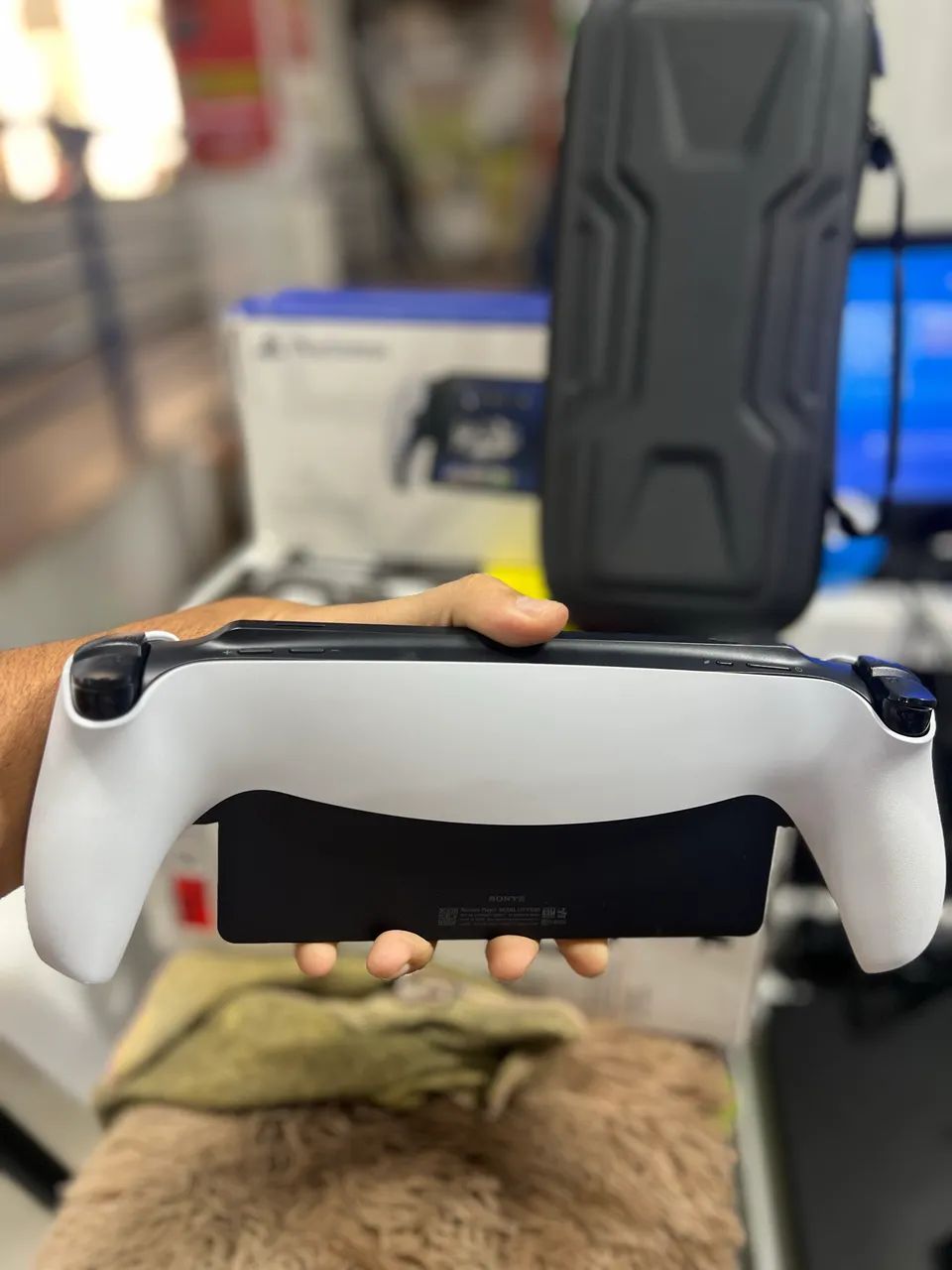 PLAYSTATION 5 PORTAL COM BAG E CAIXA - Foto 4