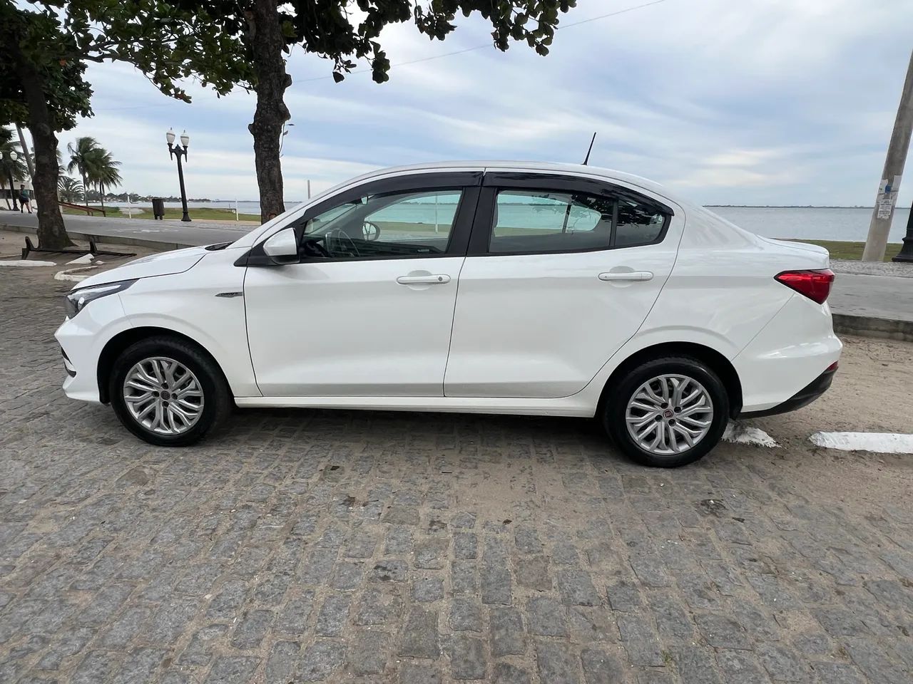 Fiat Cronos Drive 1.3 8V Flex 2019 - Foto 3