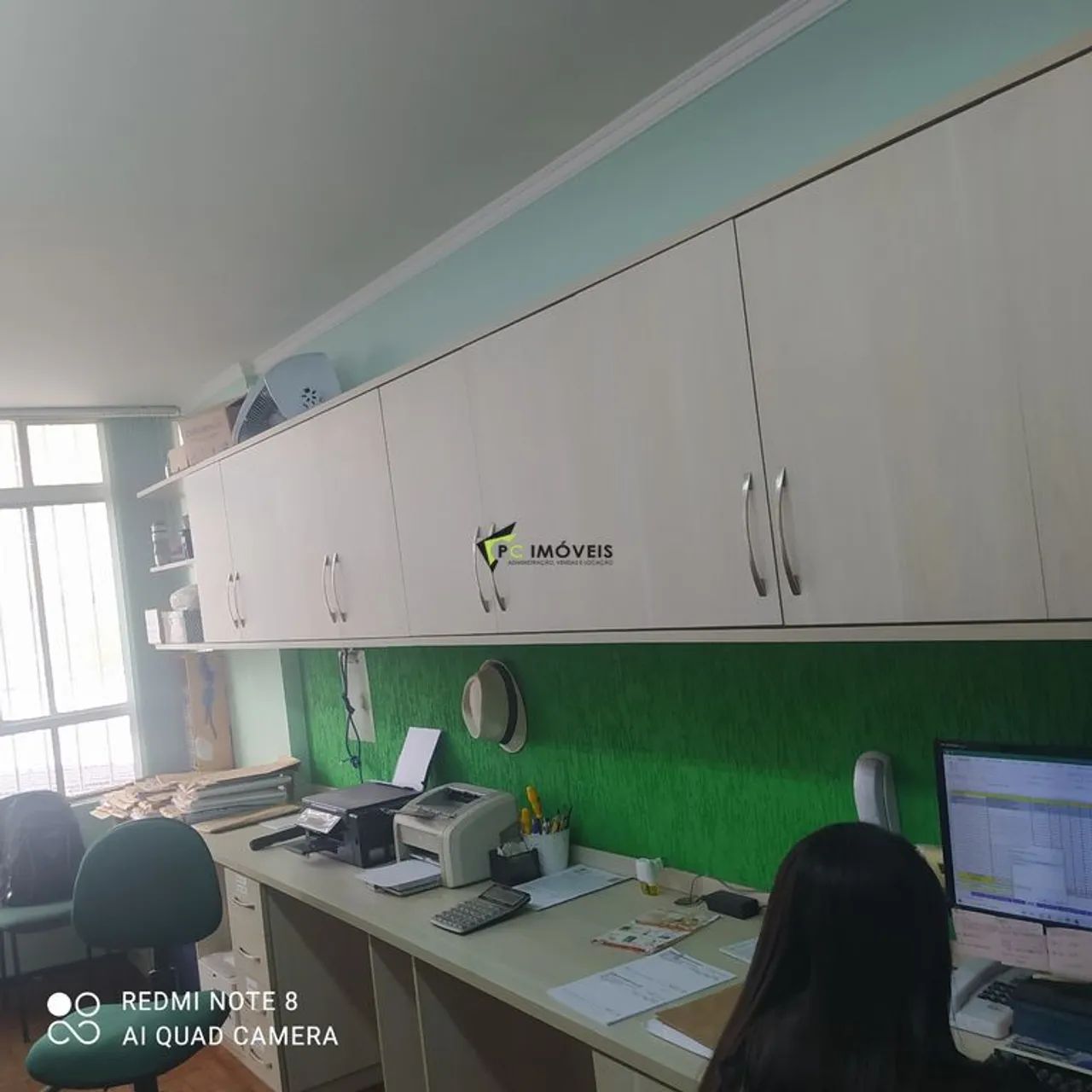 Sala Comercial À Venda no Centro - 2 salas, Banheiro, Copa, Sala de Espera, 67m² - Foto 3