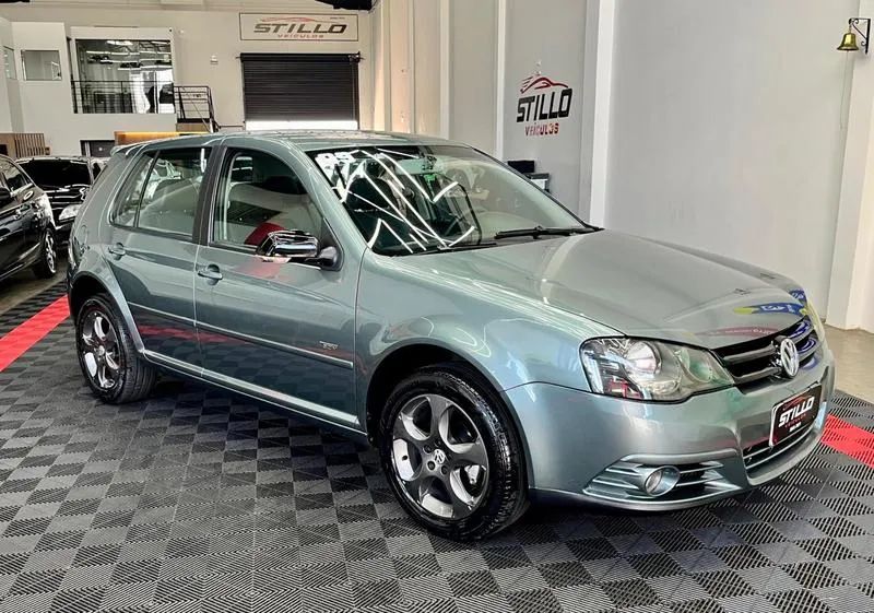 Volkswagen Golf Tech 1.6 MI Total Flex 8V 4P 2009