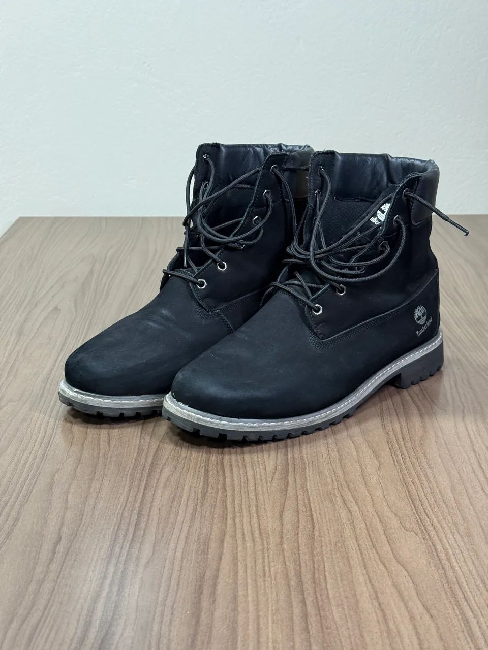 Bota Timberland Couro Tratorada 43