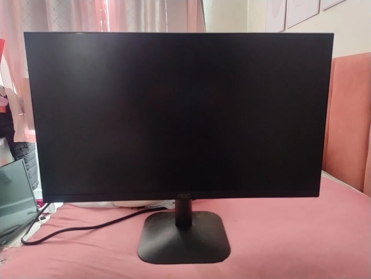 Monitor AOC