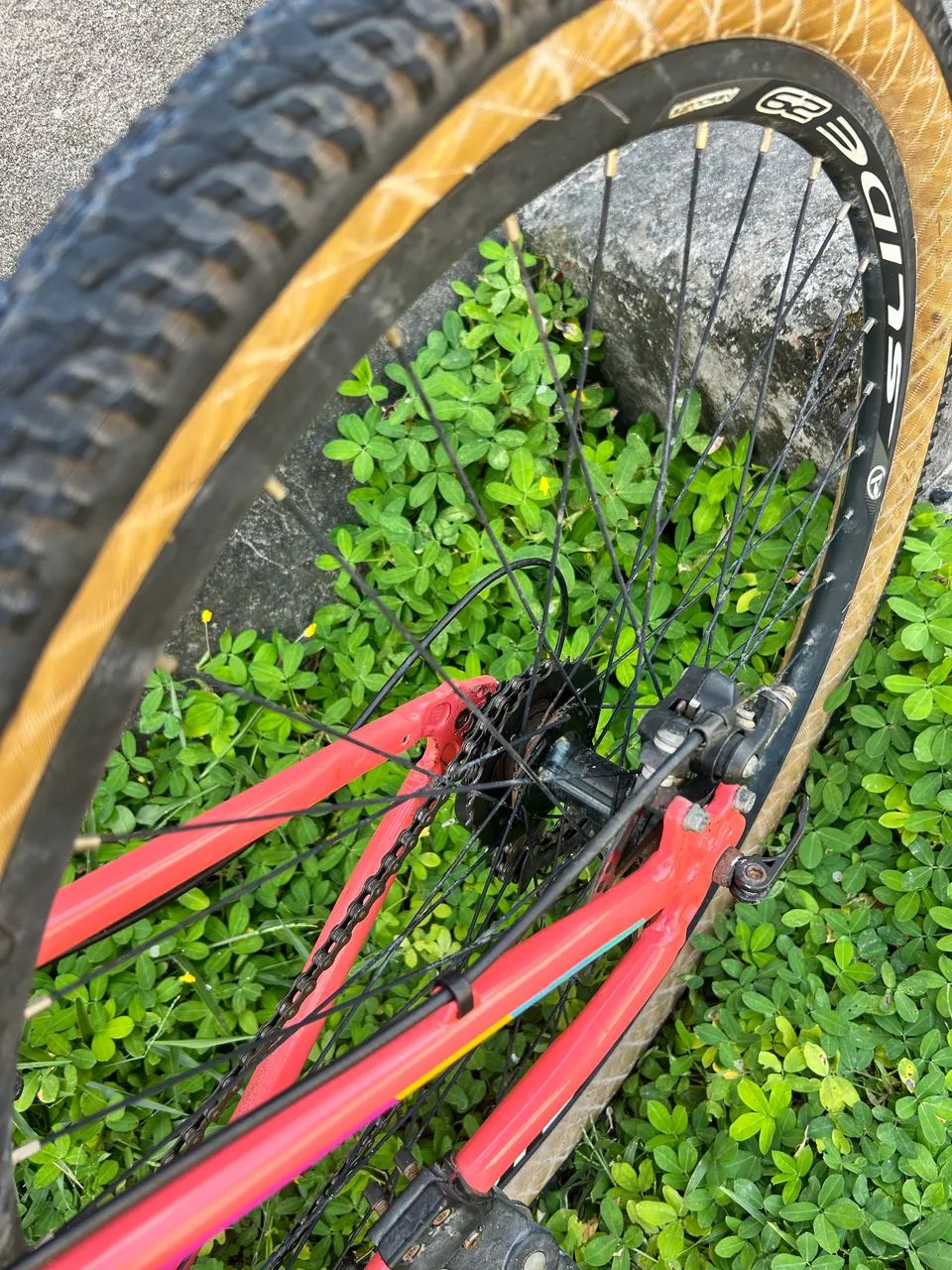 BIKE SEMI-NOVA COM NOTA FISCAL - Foto 2