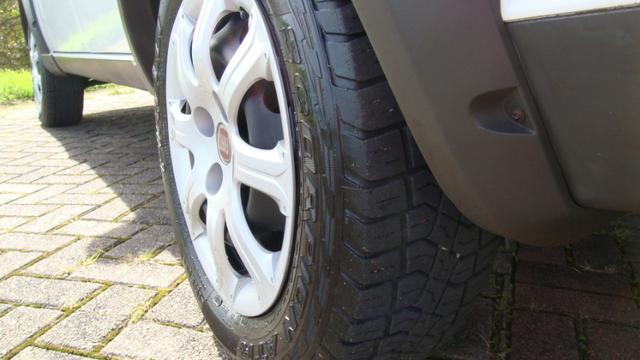 Fiat Palio Weekend 2015 Treking 1.6 completa - Foto 14