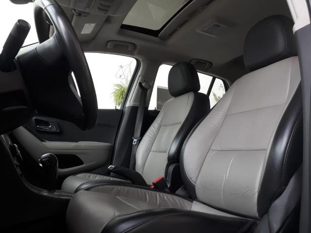 Chevrolet Tracker 1.8 LTZ 4x2 16V 2013/2014 Branca - Foto 8