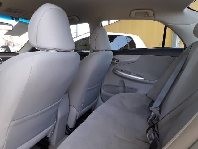 Toyota Corolla GLI 1.8 Aut 2014. Único dono! - Foto 4