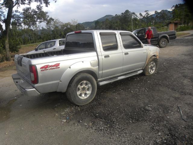 Sucata Nissan Frontier 2.8 CS SE 2005 4x4 Manual - Foto 5