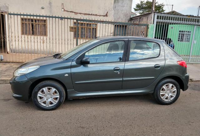 Peugeot 207 - Foto 2