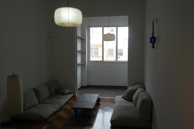 EXCELENTE APTO. MOBILIADO NO CENTRO - Foto 2