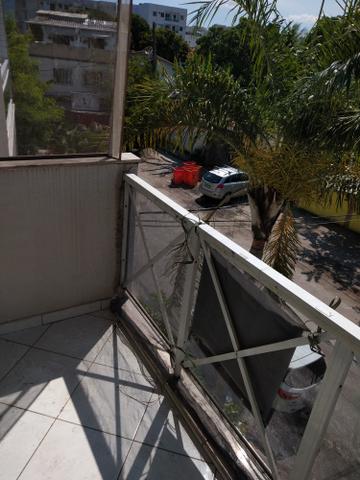 Alugo apartamento de frente com varanda - Foto 12