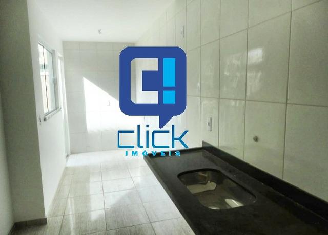 Casa ampla com 2 quartos e suite ! - Foto 2