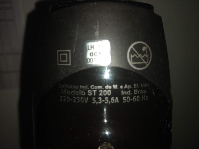 Secador 1300W Taiff Smart 220v ST200 com Bico Chato 2 temperaturas 2 velocidades cabo 3 m - Foto 2