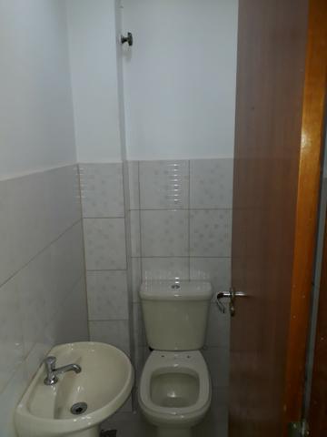 Sobrado com 03 quartos, no Cohab - Foto 5
