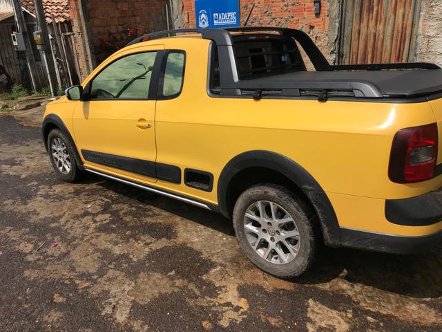 Saveiro Cross CE 1.6 MSI 14/15, Manual, 2 portas, km 64.000, Amarelo Solaris - Foto 8