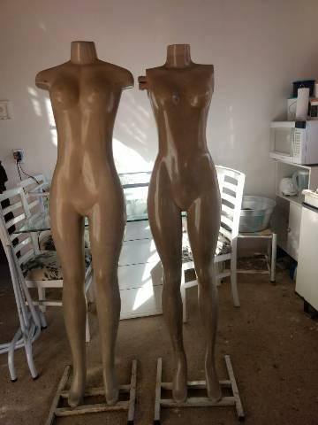 2 MANEQUINS E UM PROVADOR - Foto 4