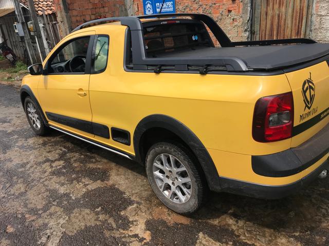 Saveiro Cross CE 1.6 MSI 14/15, Manual, 2 portas, km 64.000, Amarelo Solaris