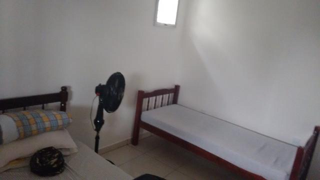 Casa Quitada, Escriturada e Mobliada, com 02 quartos, sendo um suíte e Varandas - Foto 8