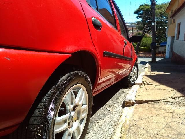Ford Fiesta 98 4 portas - Foto 2