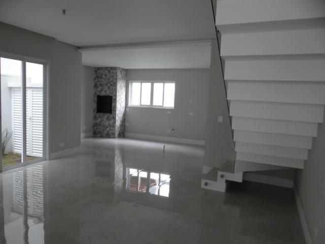 Casa nova em condomínio. Recém concluída. 01 suíte. 02 demi-suíte. - Foto 3