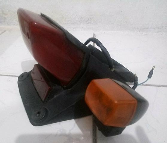 Rabeta original da tornado e piscas