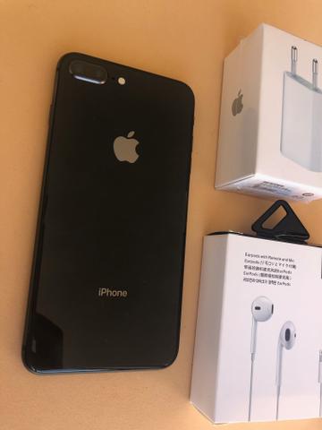 IPhone 8 Plus 64GB Black - praticamente sem uso - novissimo - completo