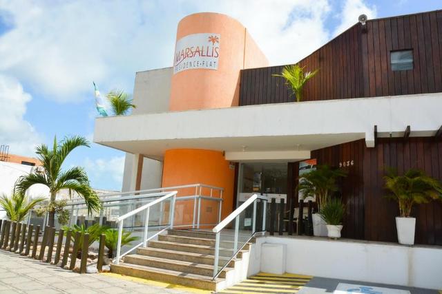 Me compre! Sou um Flat no Marsallis, no "filé" de Ponta Negra por apenas R$ 159 mil